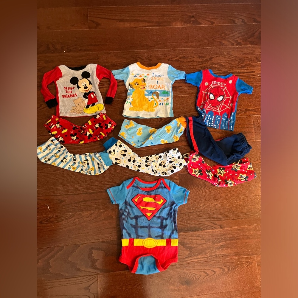 DC Comics Superman & Superhero Mix - Red, Blue, Yellow